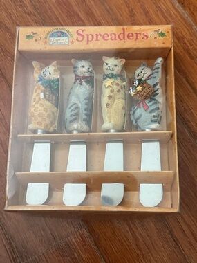 Boston Warehouse Susan Wigner Cat Spreaders